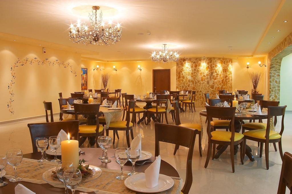 Adelais Hotel Тавронитис Экстерьер фото
