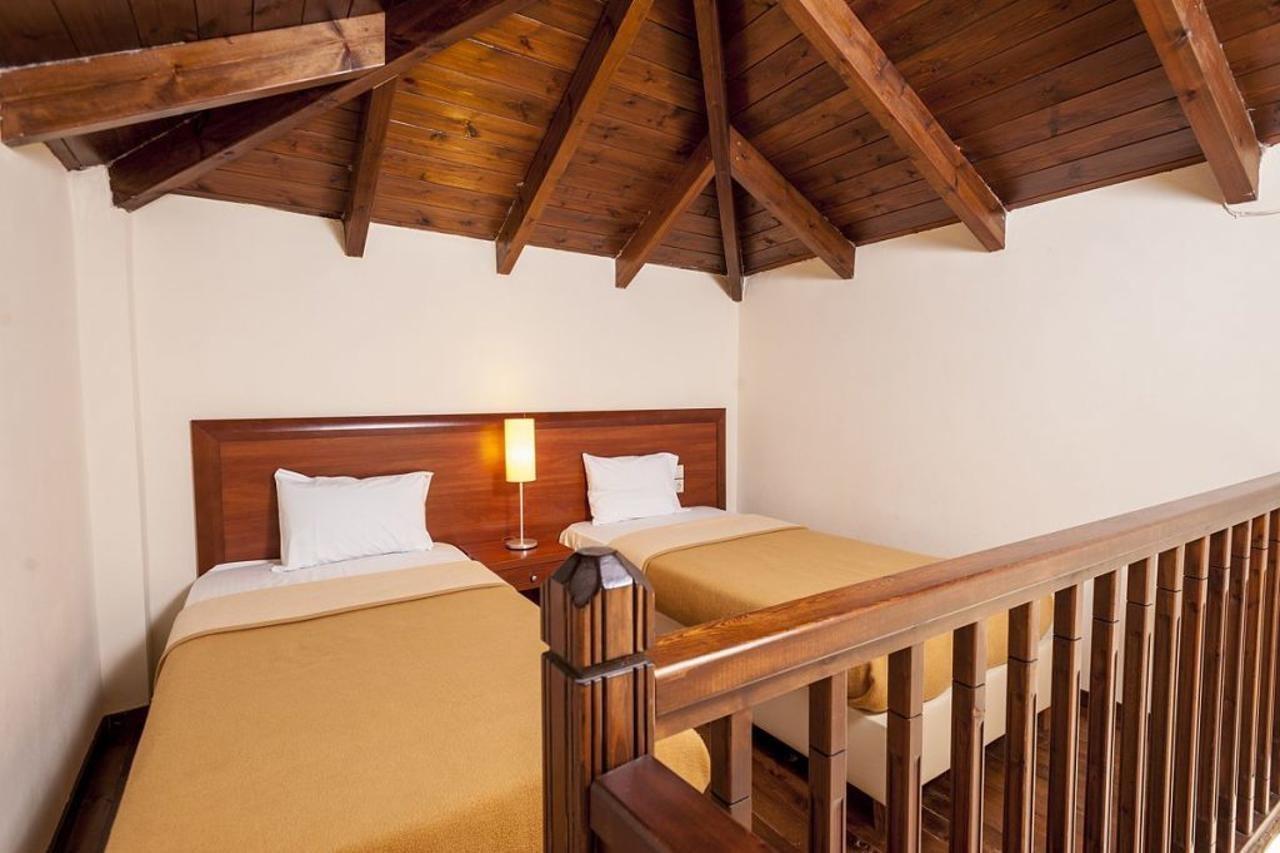 Adelais Hotel Тавронитис Экстерьер фото
