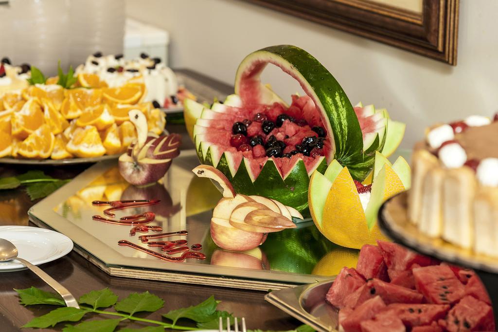 Adelais Hotel Тавронитис Экстерьер фото